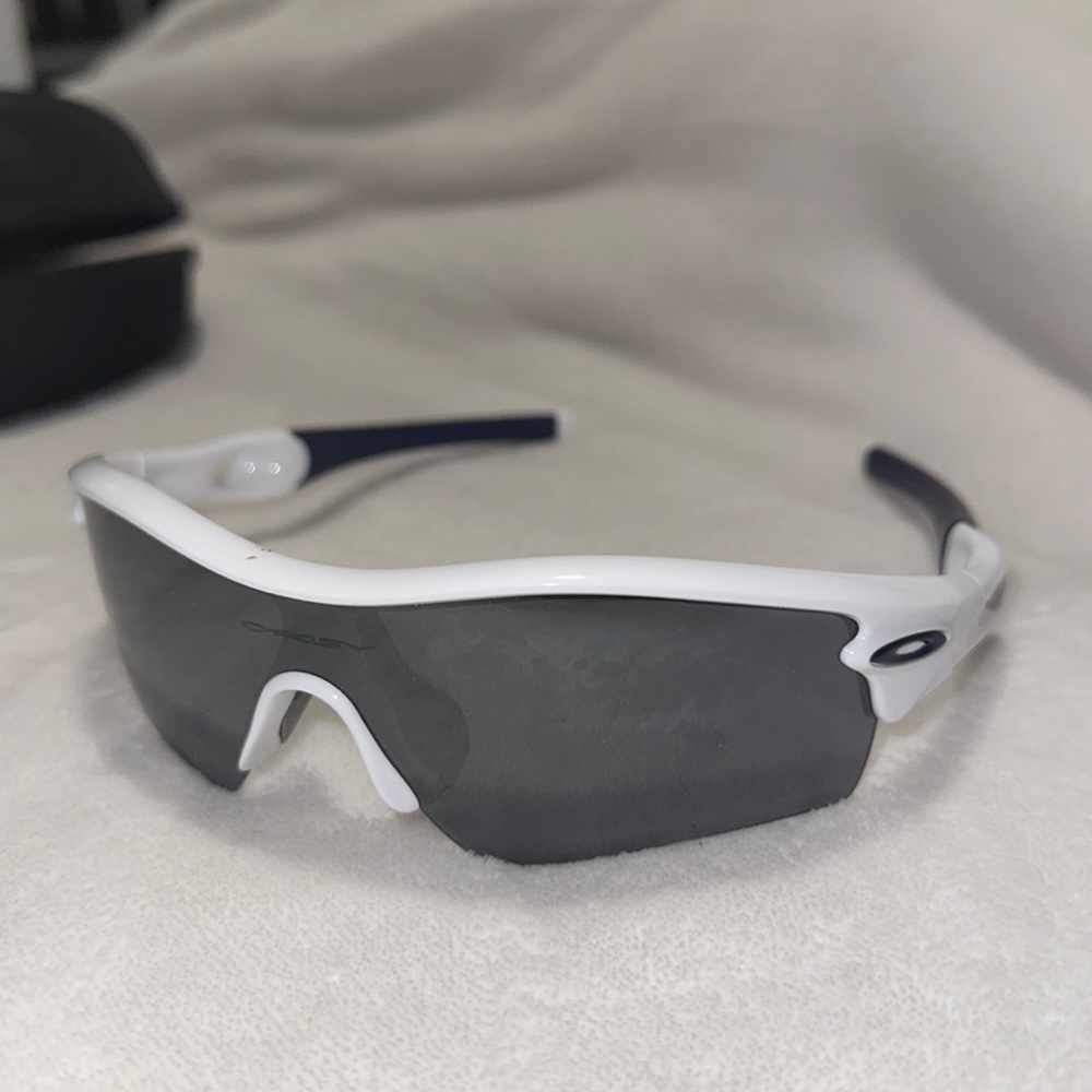 OAKLEY SPORT GLASSES